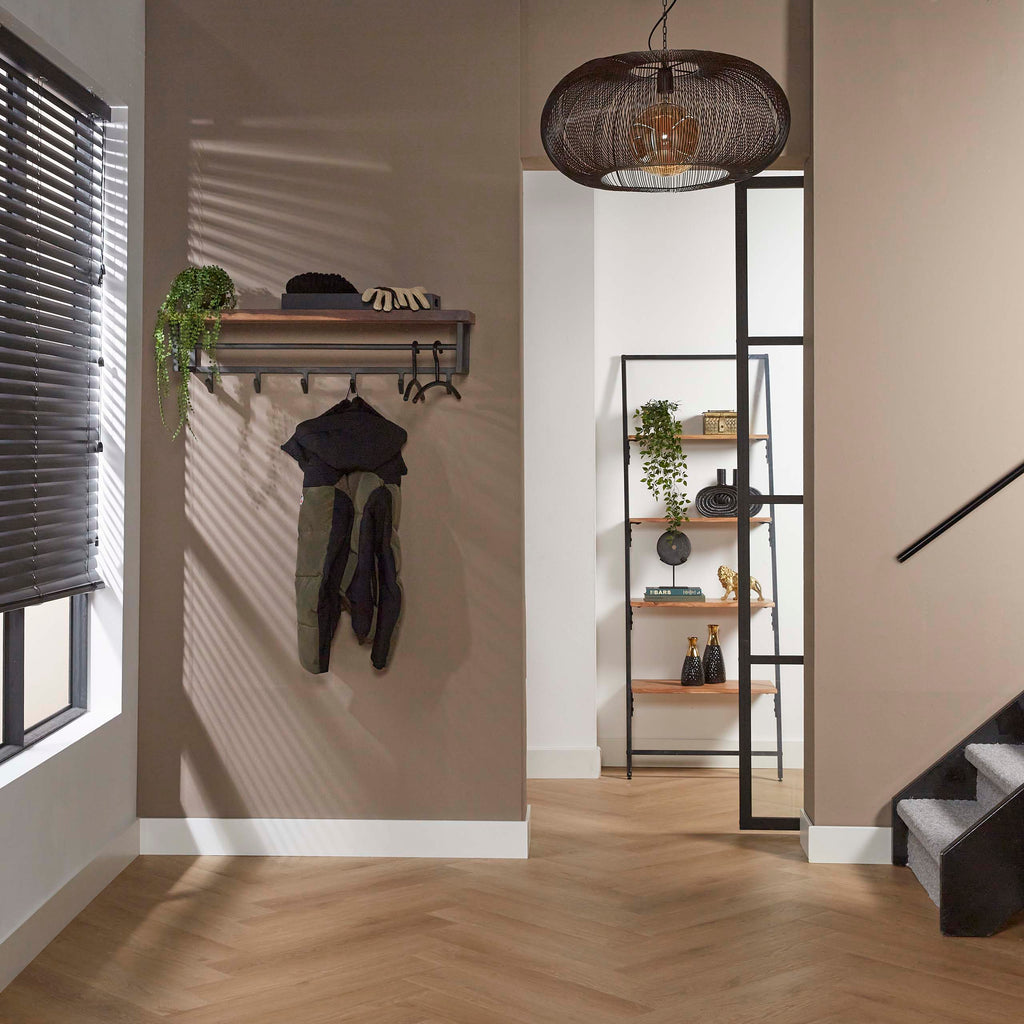 Garderobe Daytona – 6 Haken mit Hutablage aus Nussbaumholz