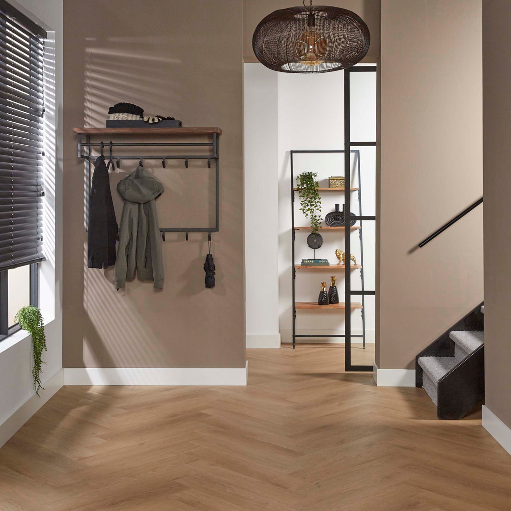 Garderobe Daytona – 12 Haken mit Hutablage aus Nussbaum