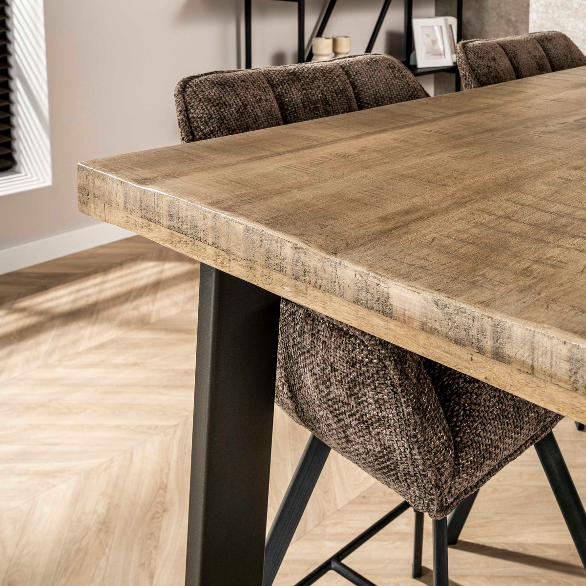 Bar table, solid, trapezoidal, 135cm