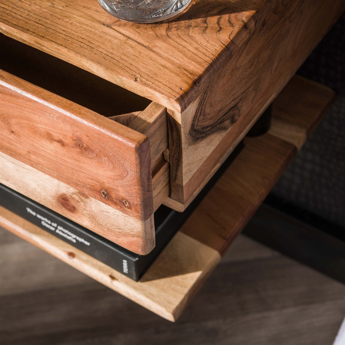 Nachttisch Shelve, 1 Schublade