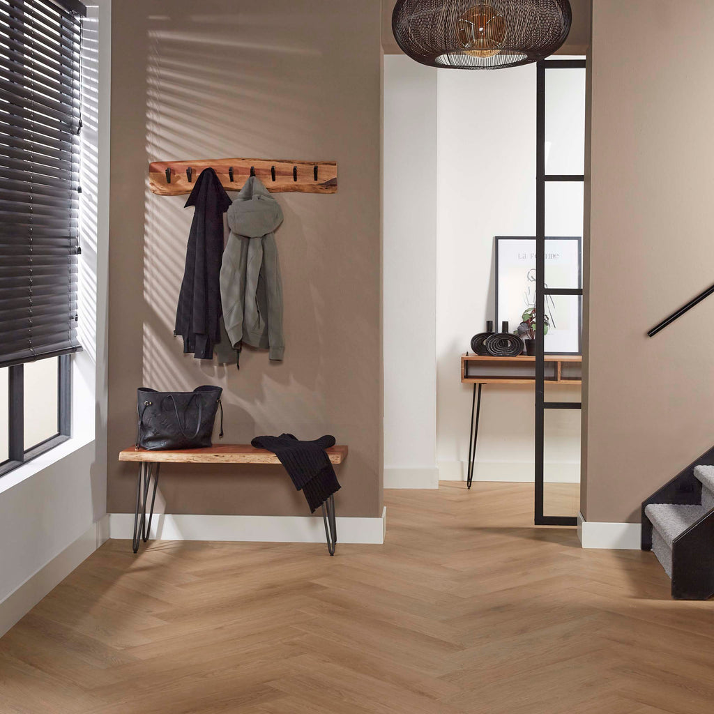 Garderobe Edge 8 Haken