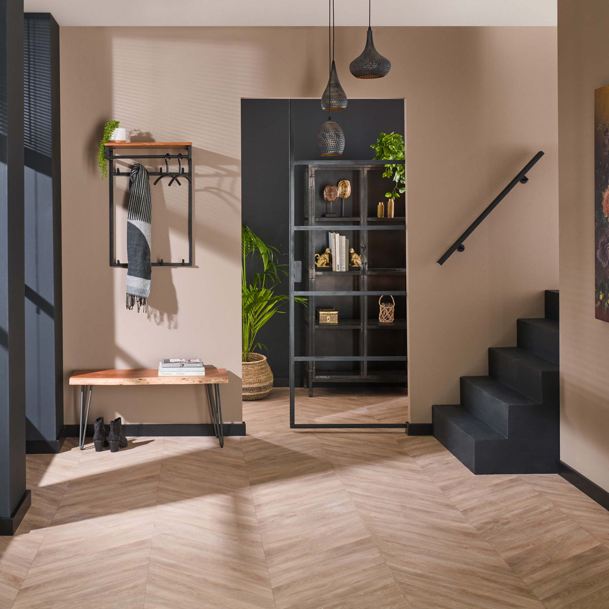 Garderobe nach Maß hoch Kleiderstange und Hutablage 2x4 Haken