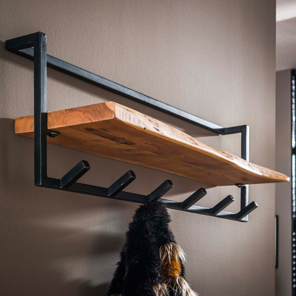 Garderobe Air Solid Hutablage 6 Haken