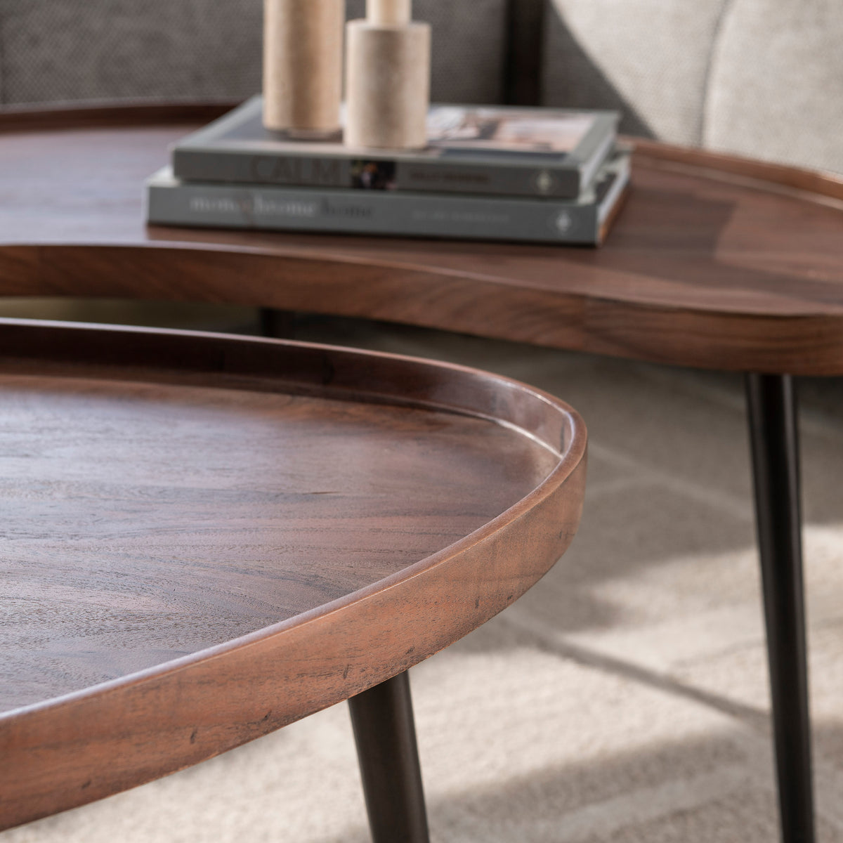 Couchtisch Carve, organisch, 2er-Set