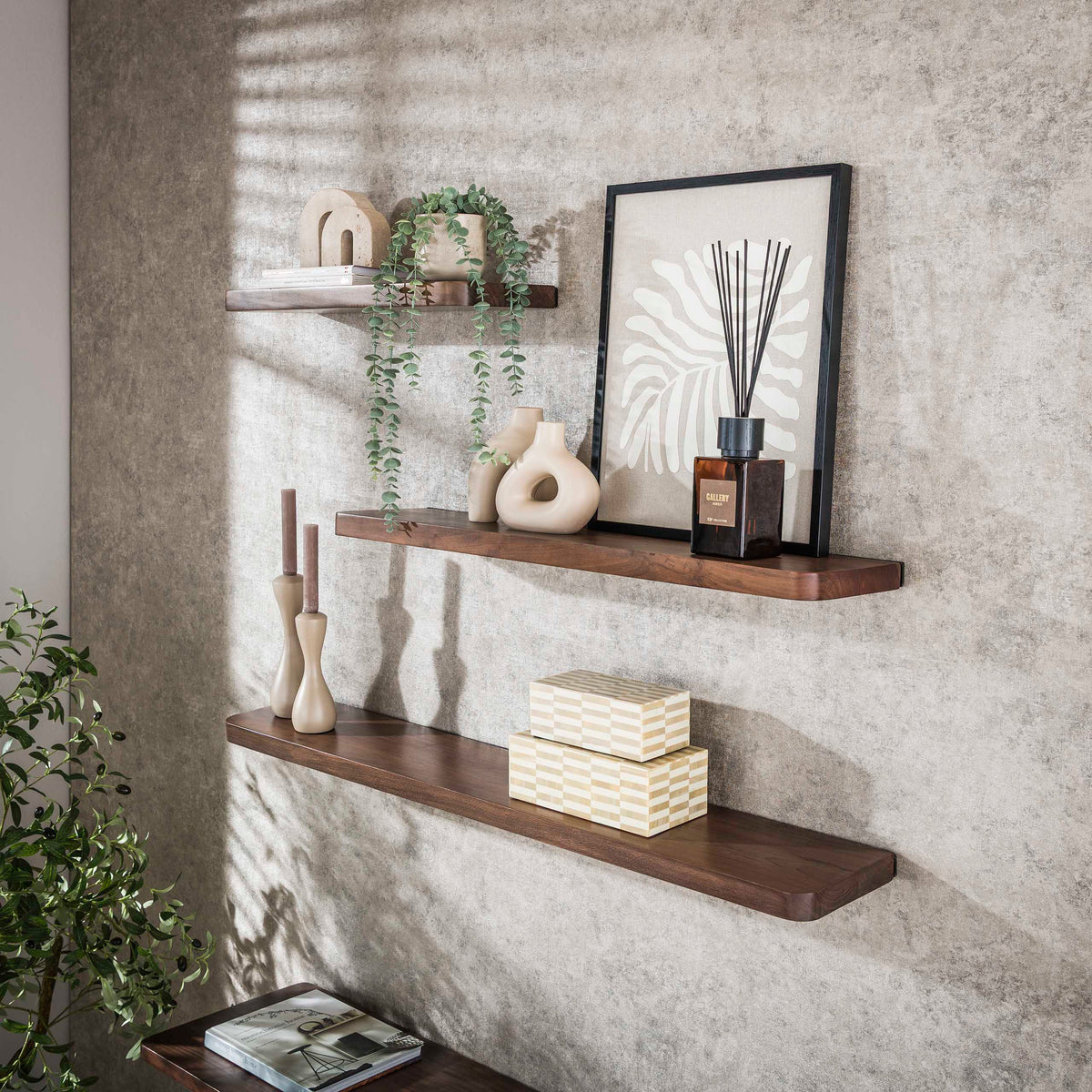 Wall shelf Carve 90cm