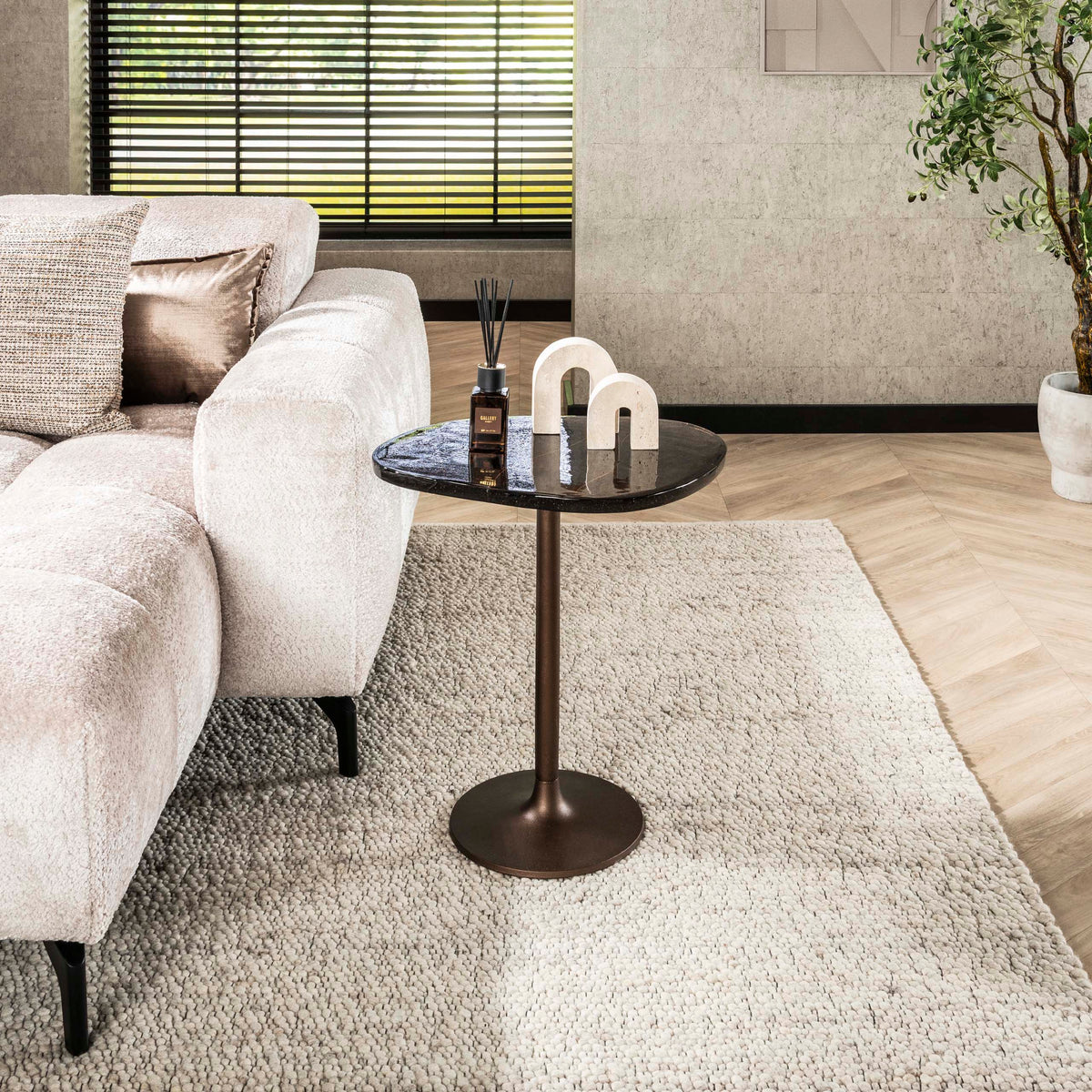 Side table Eclipse medium