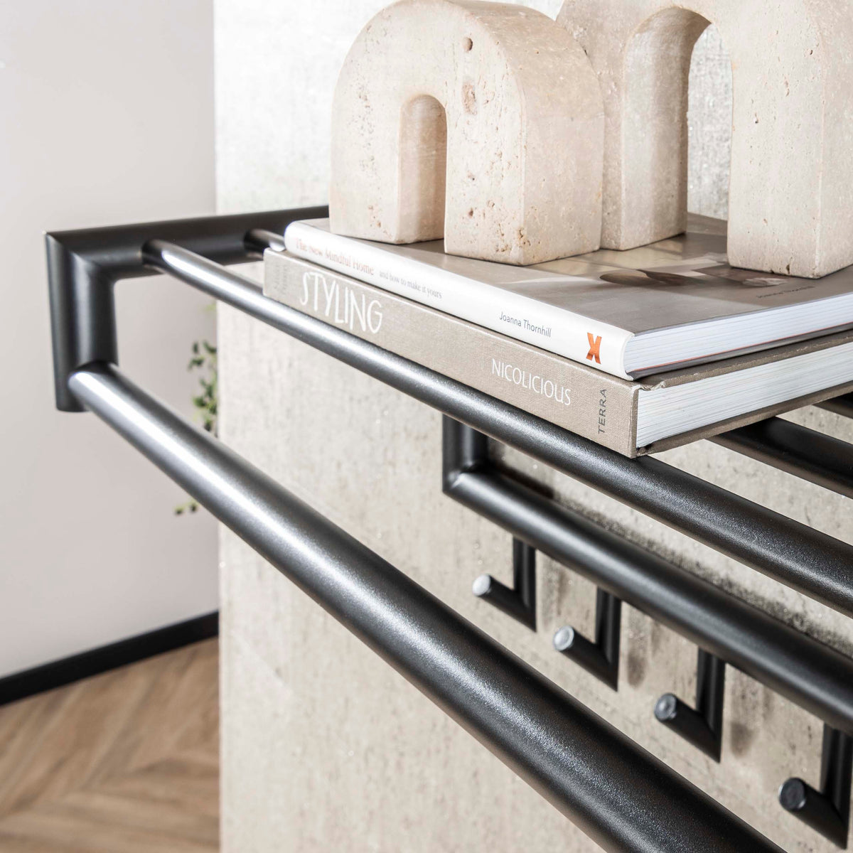 Garderobe Tubo Kleiderstange und Hutablage 10 Haken