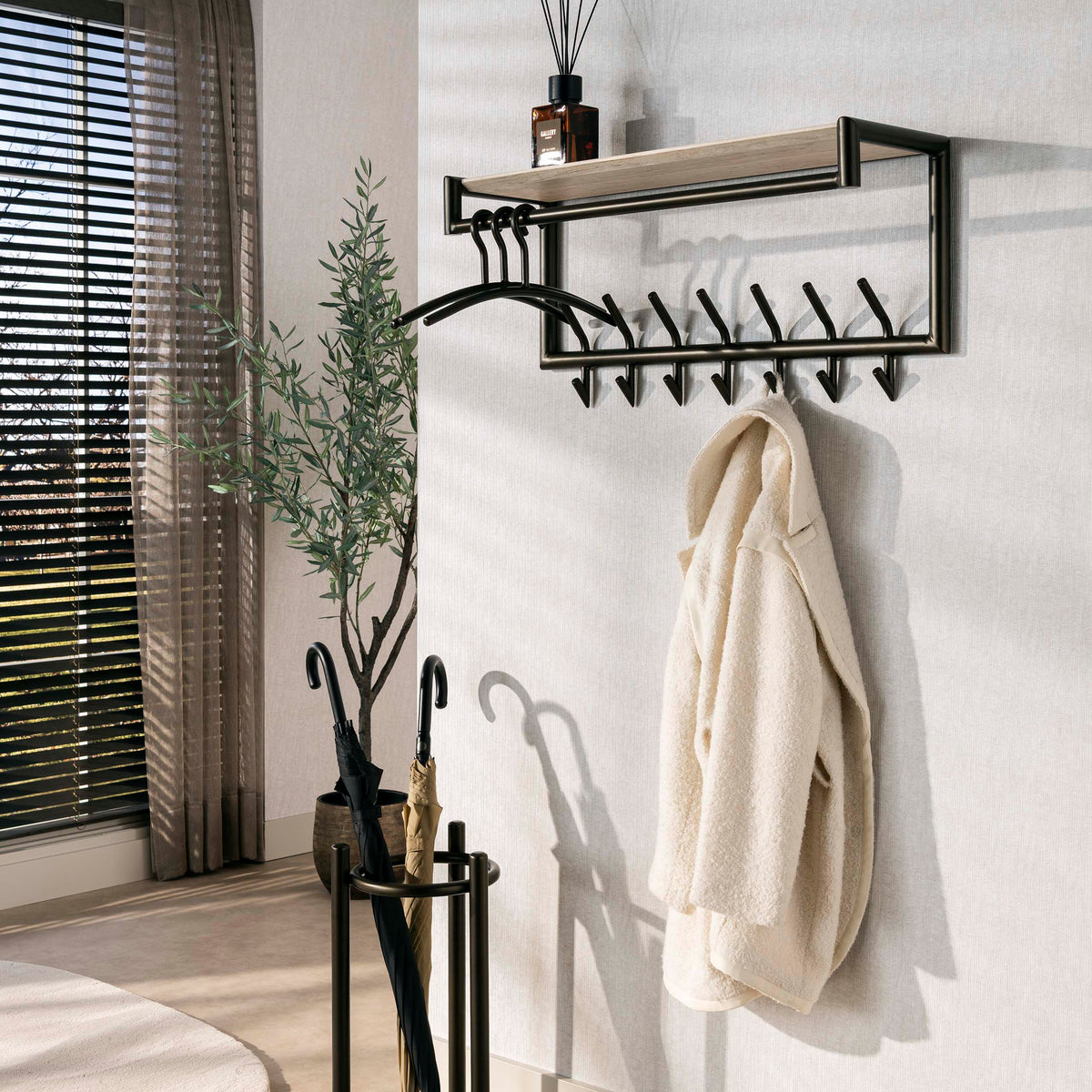 Garderobe Terra Kleiderstange und Hutablage 2x7 Haken