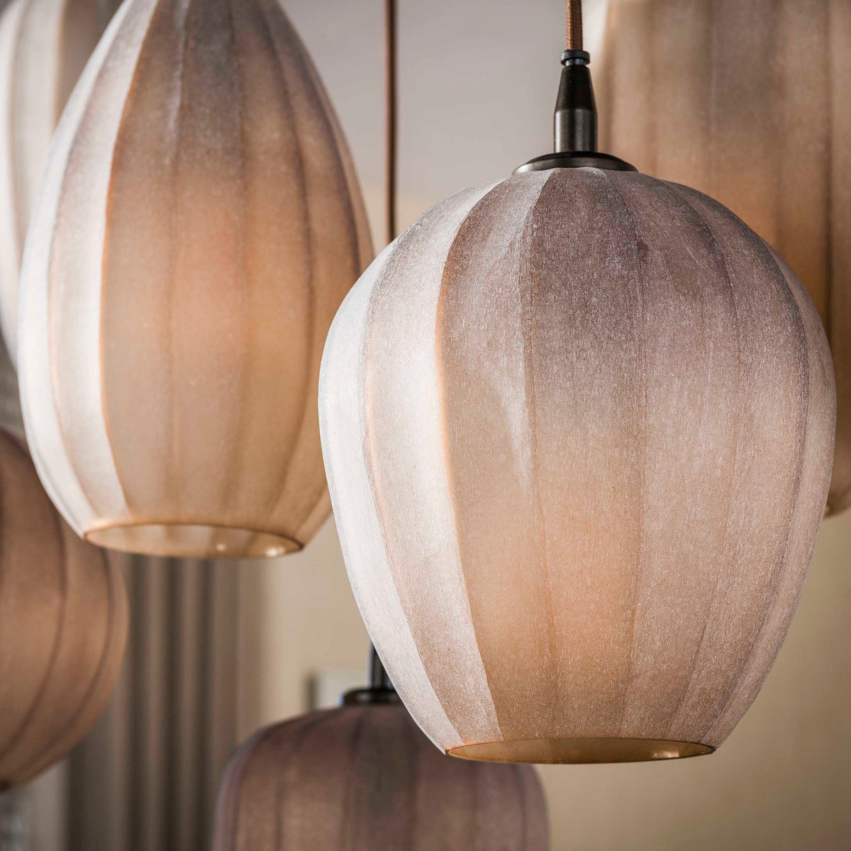 Pendelleuchte Altura 4+3-flammig / Sienna braun-frosted