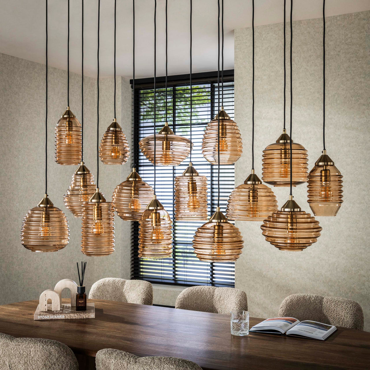 Pendelleuchte Rib Glass 5+5+5-Fassungen